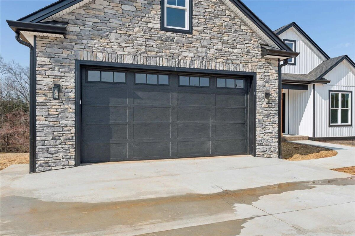 2565 Five Forks RD - Photo 5