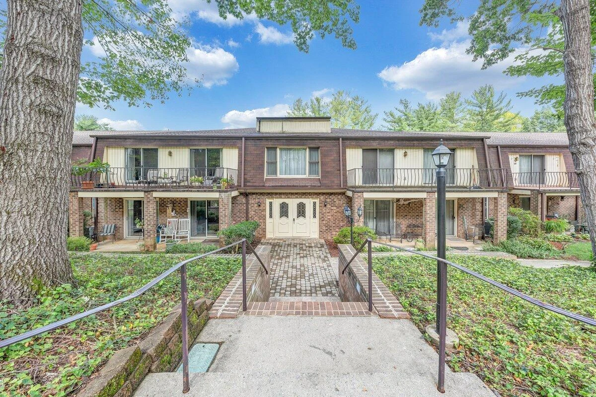 3400 Kim CT #APT A16
