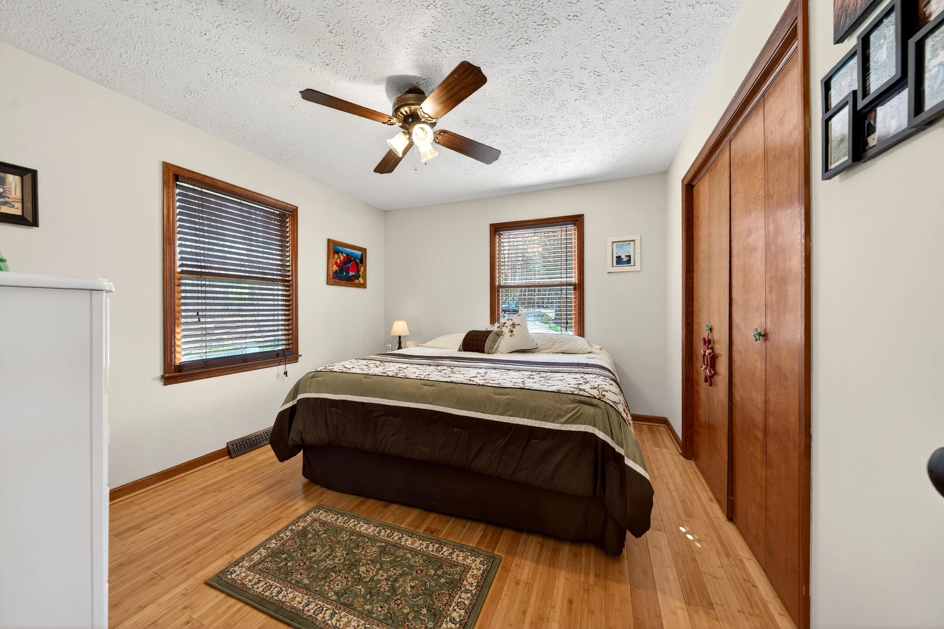 1520 Gowen LN - Photo 36