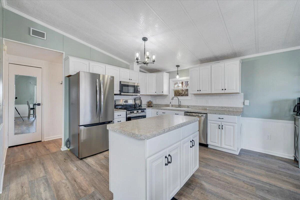 300 Mill Lake RD - Photo 14