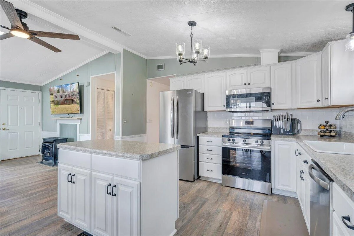 300 Mill Lake RD - Photo 18