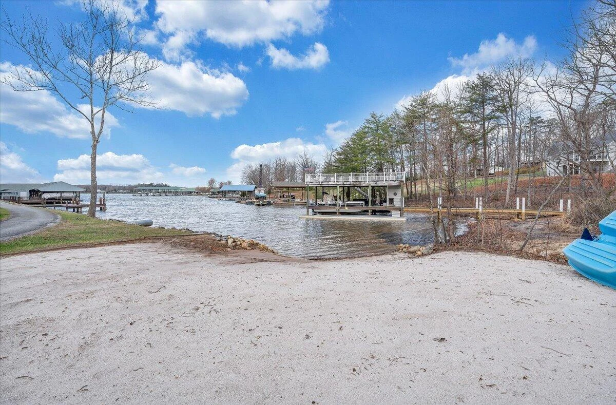 300 Mill Lake RD - Photo 56