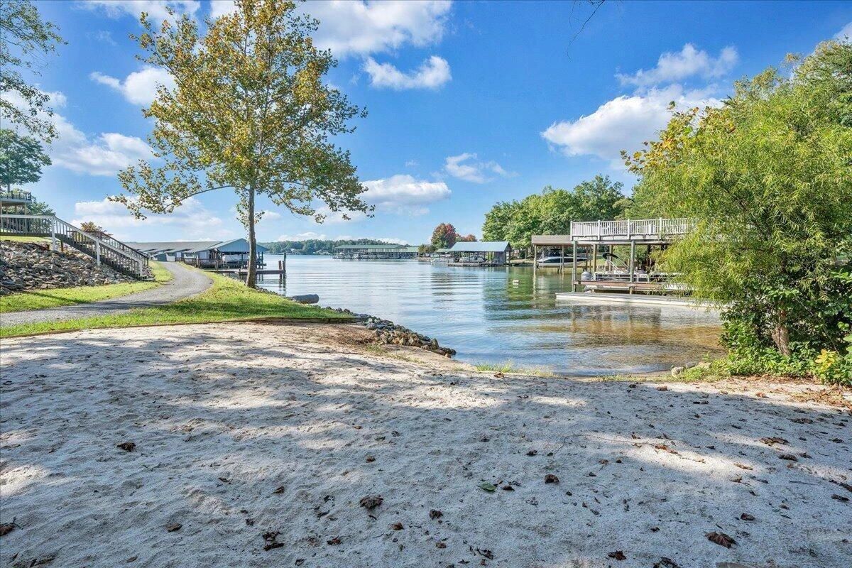 300 Mill Lake RD - Photo 68