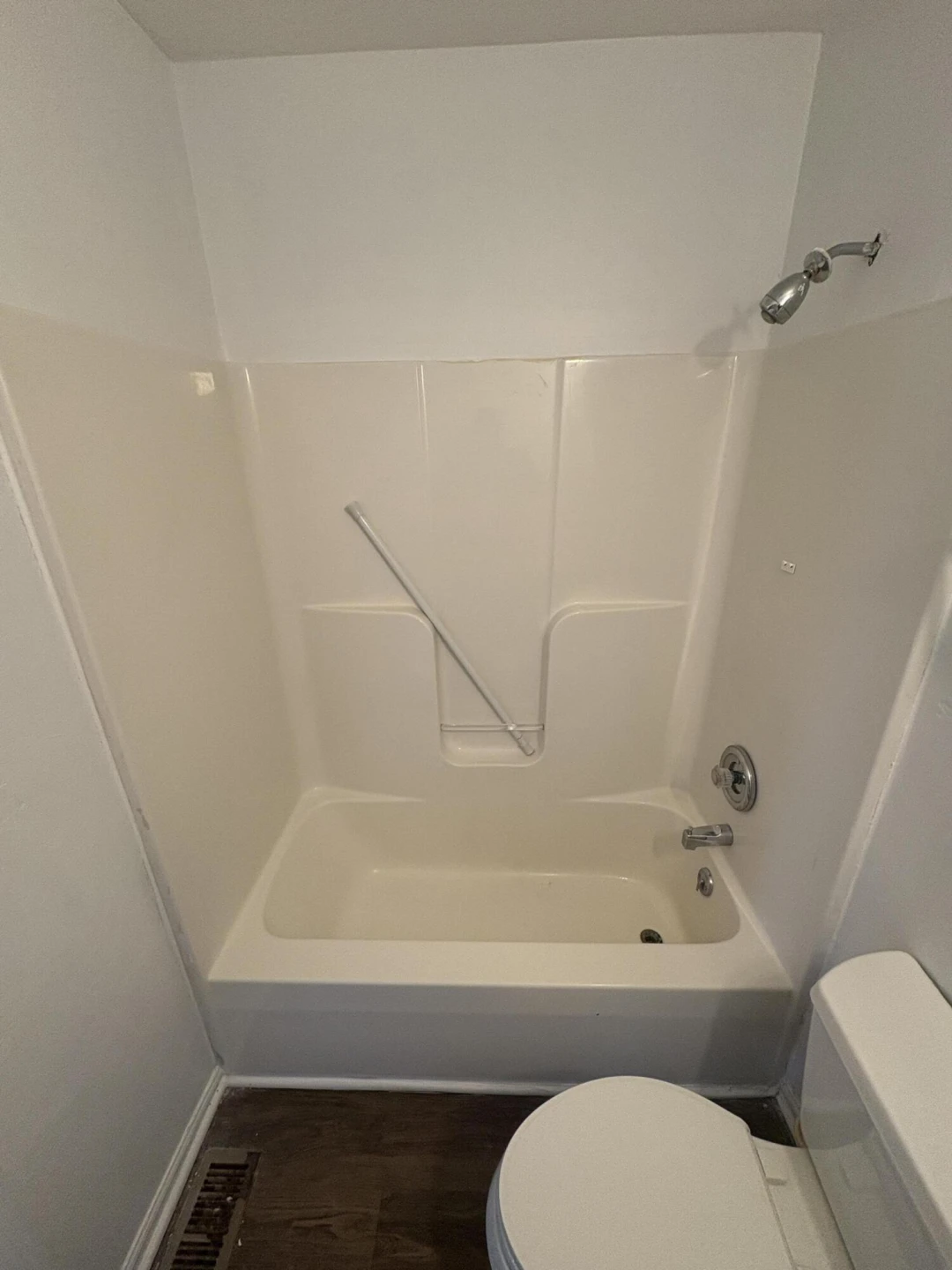 1311 Melrose AVE NW - Photo 16
