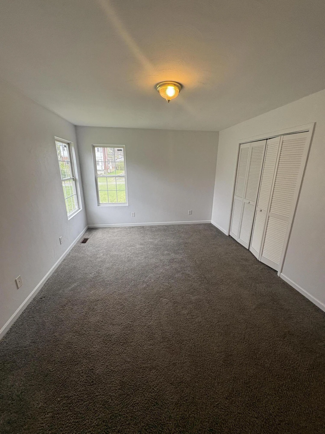 1311 Melrose AVE NW - Photo 19