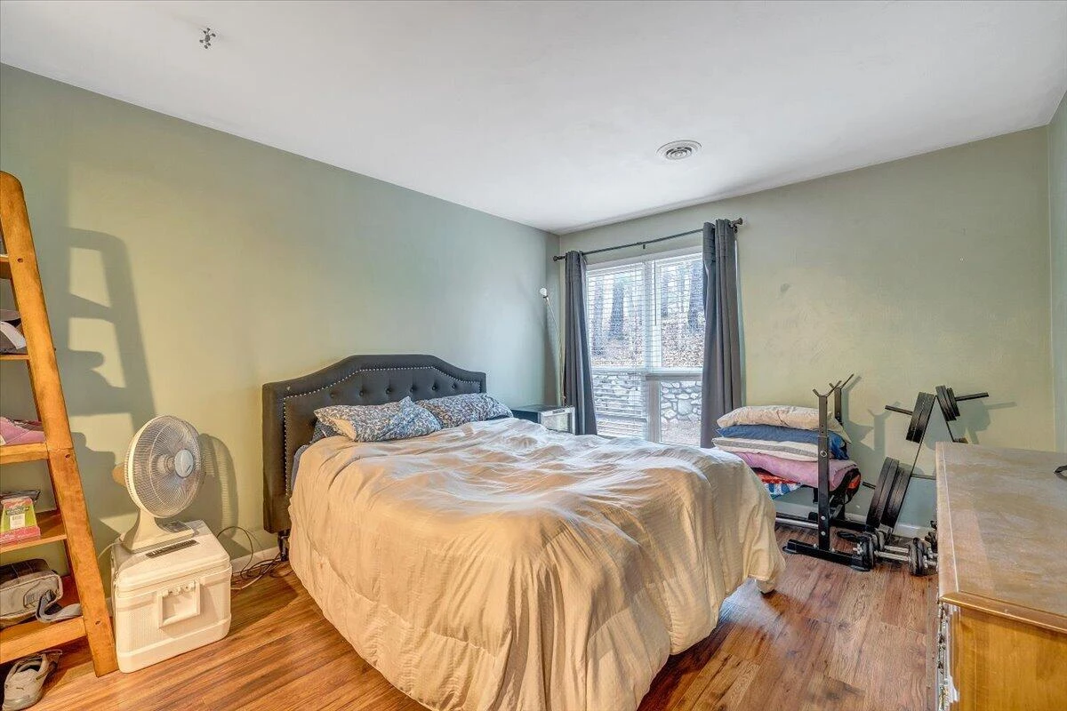 7104 Pine CT - Photo 16