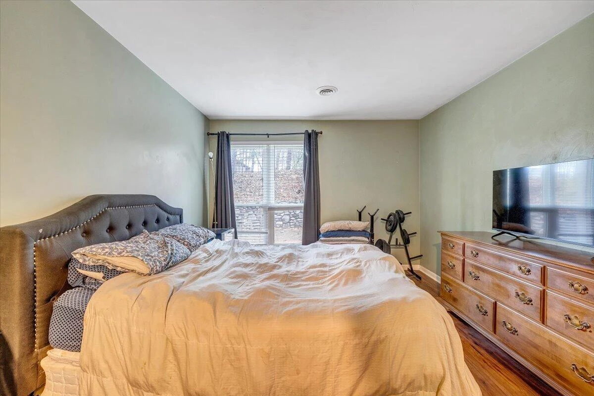 7104 Pine CT - Photo 17