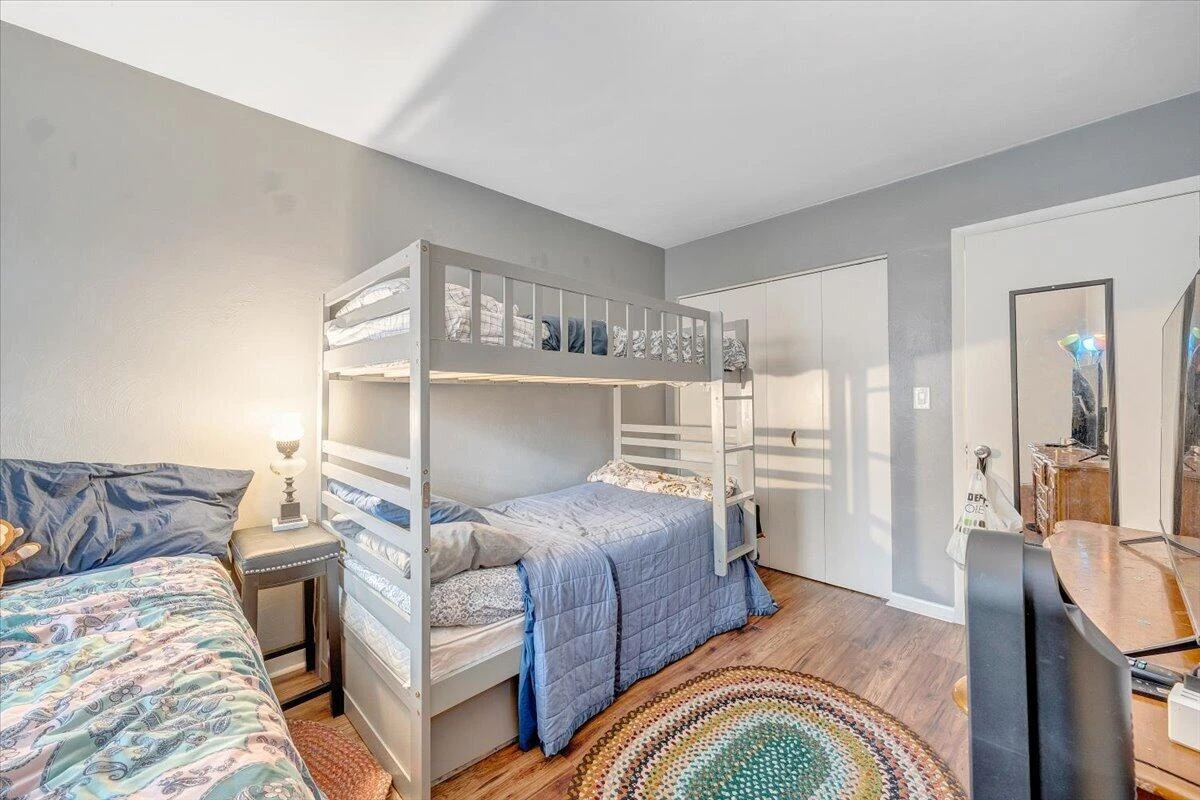 7104 Pine CT - Photo 20