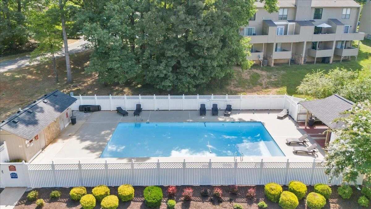 7104 Pine CT - Photo 29