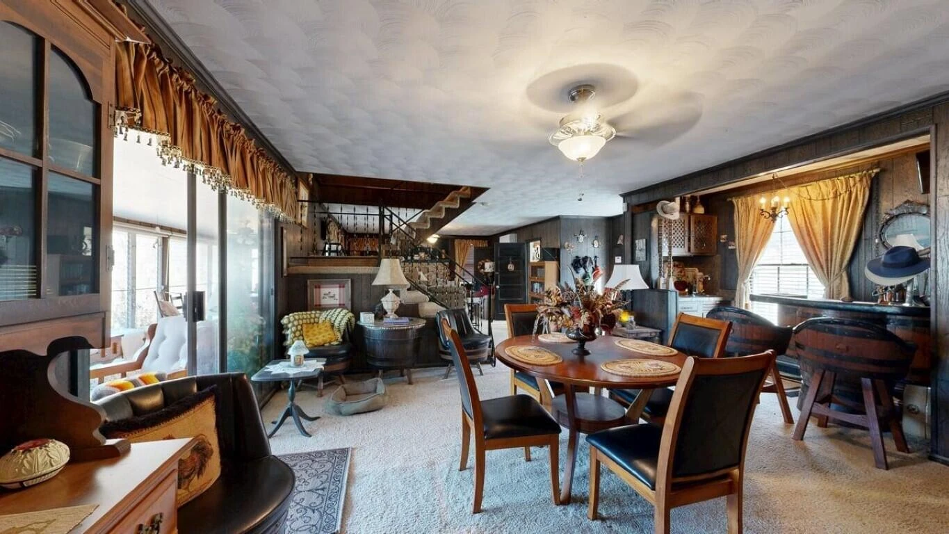 426 Burgess RD - Photo 10