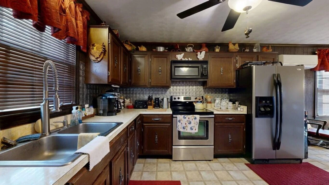 426 Burgess RD - Photo 13