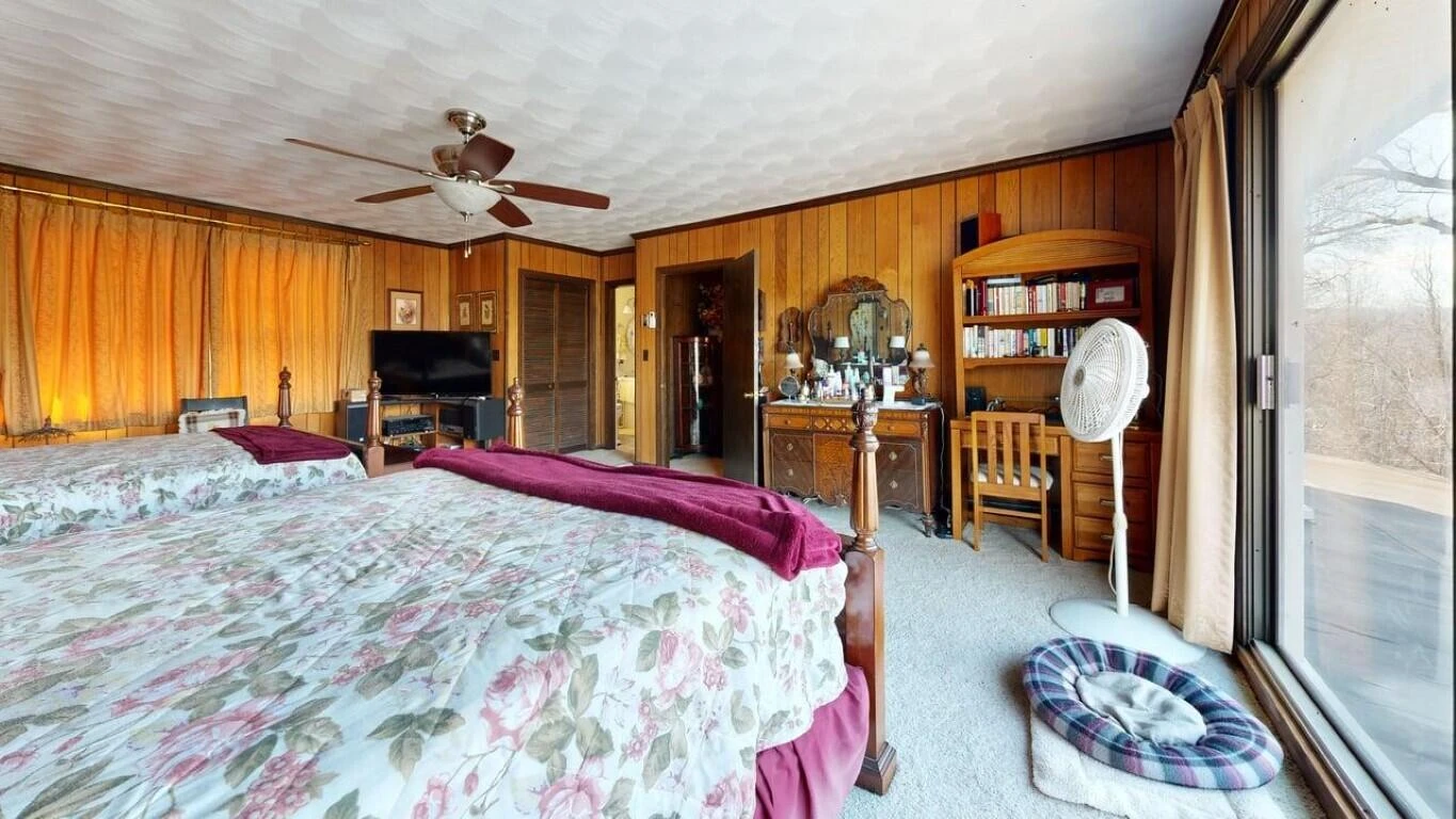 426 Burgess RD - Photo 24