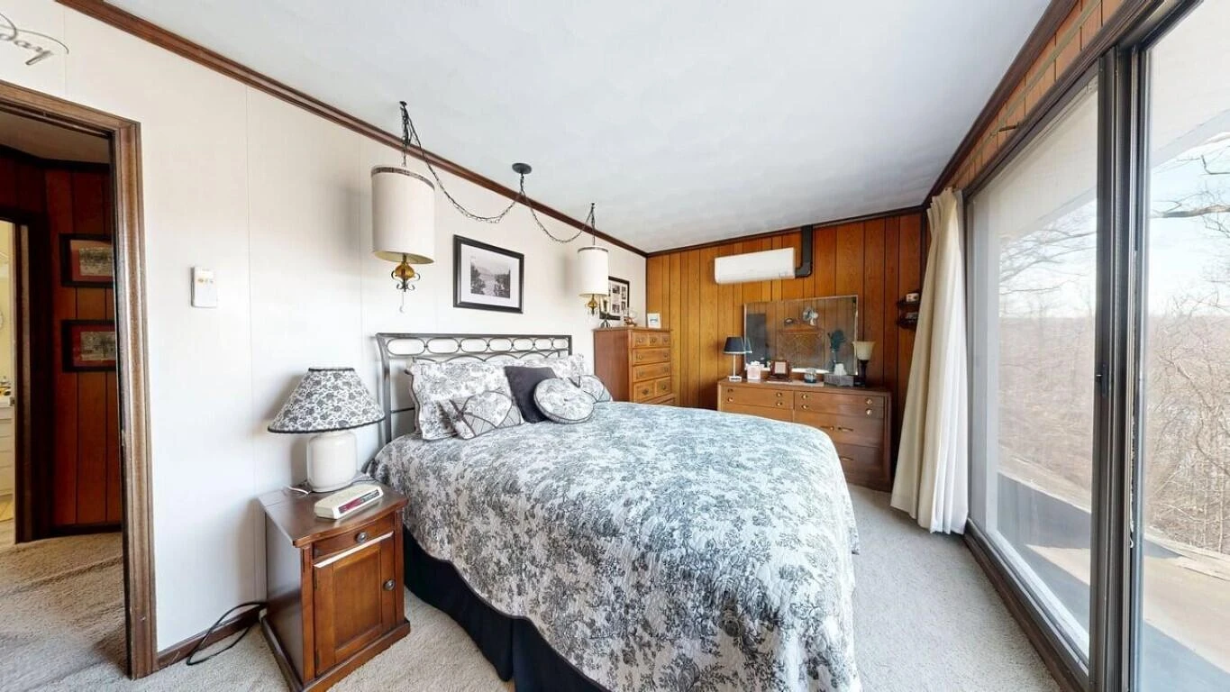 426 Burgess RD - Photo 26