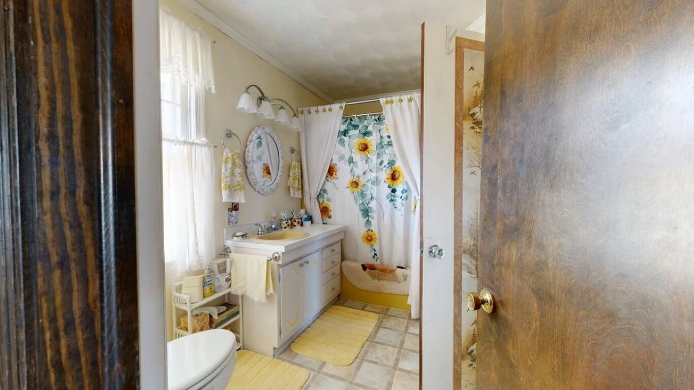 426 Burgess RD - Photo 32