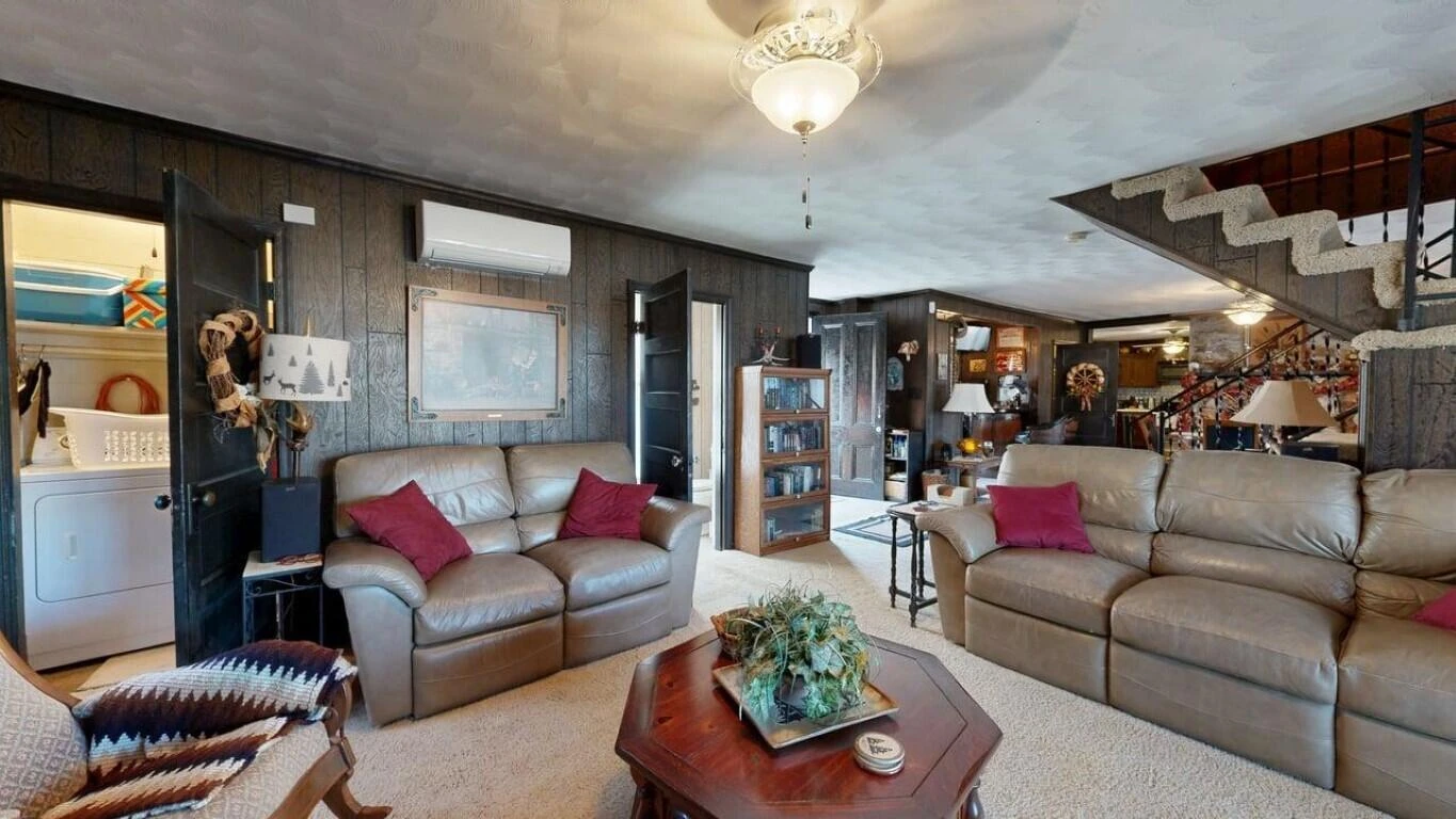 426 Burgess RD - Photo 5