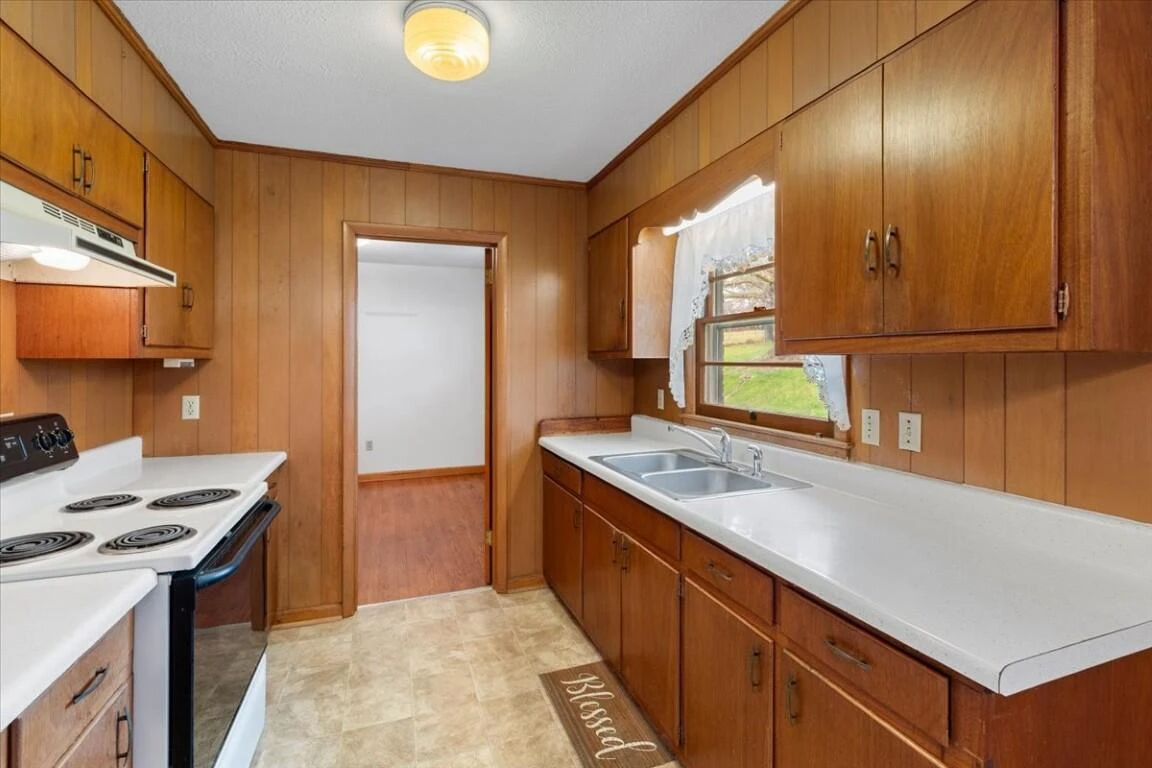 1513 Overton DR - Photo 11