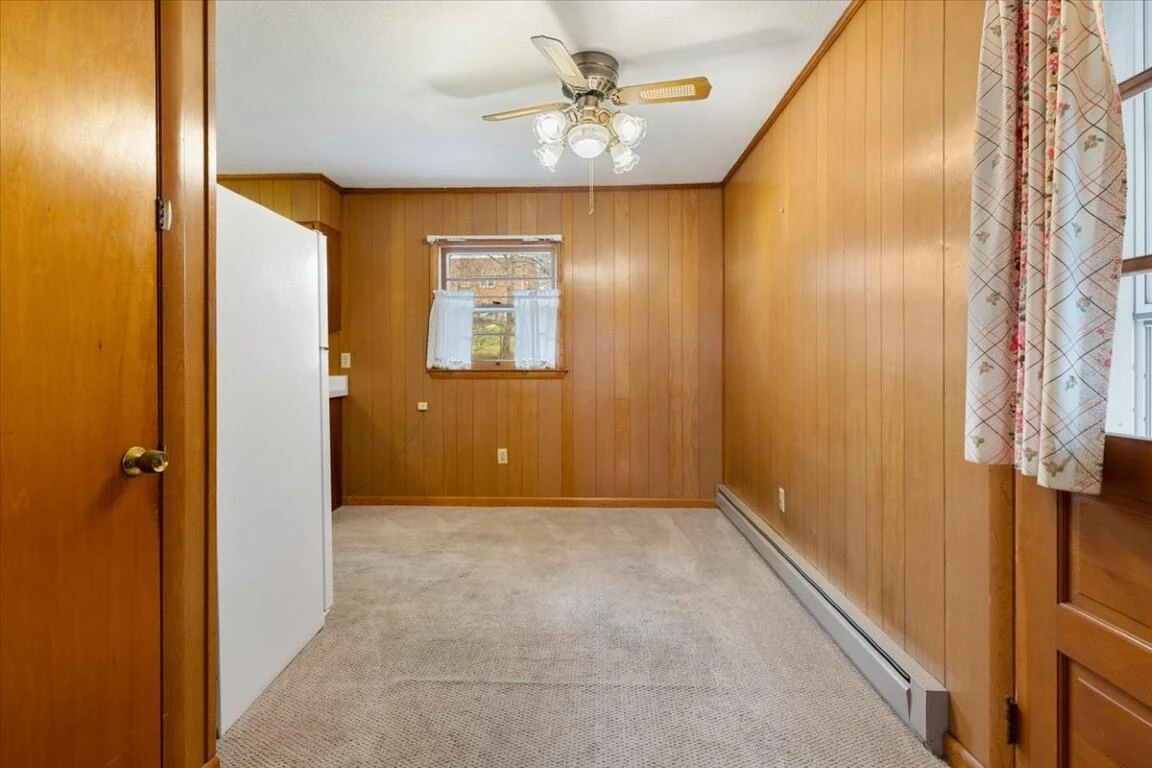 1513 Overton DR - Photo 8