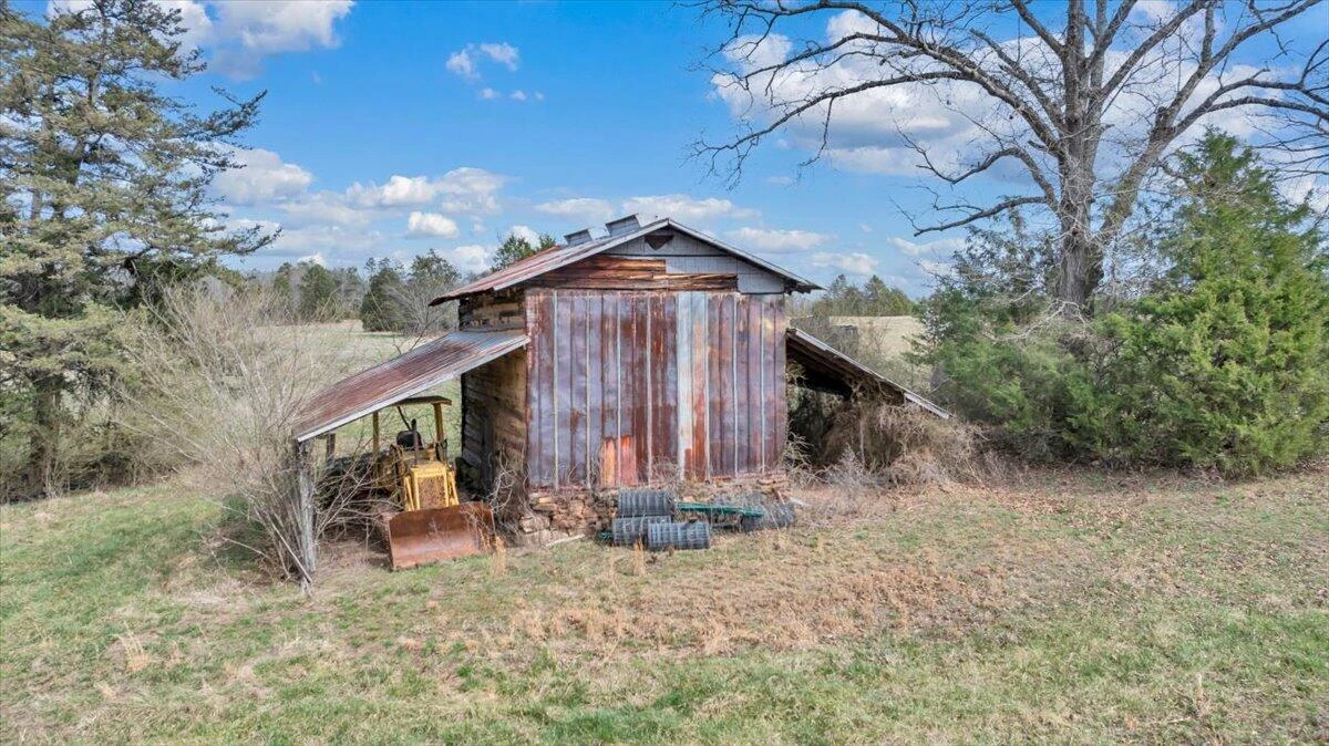 12685 E Gretna RD - Photo 5