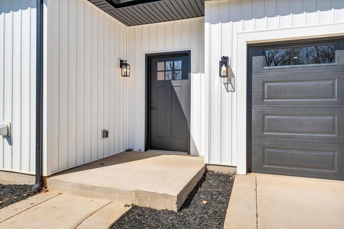 380 Parford LN - Photo 10