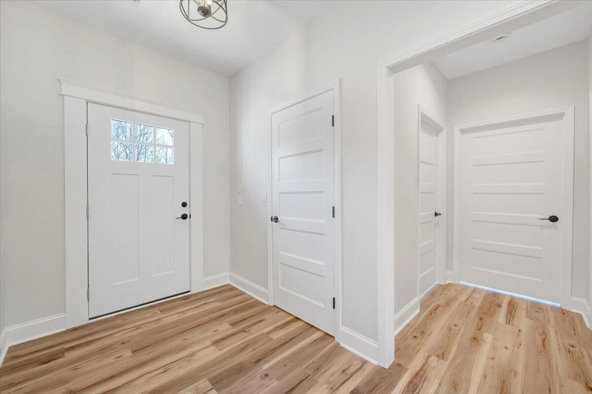 380 Parford LN - Photo 14