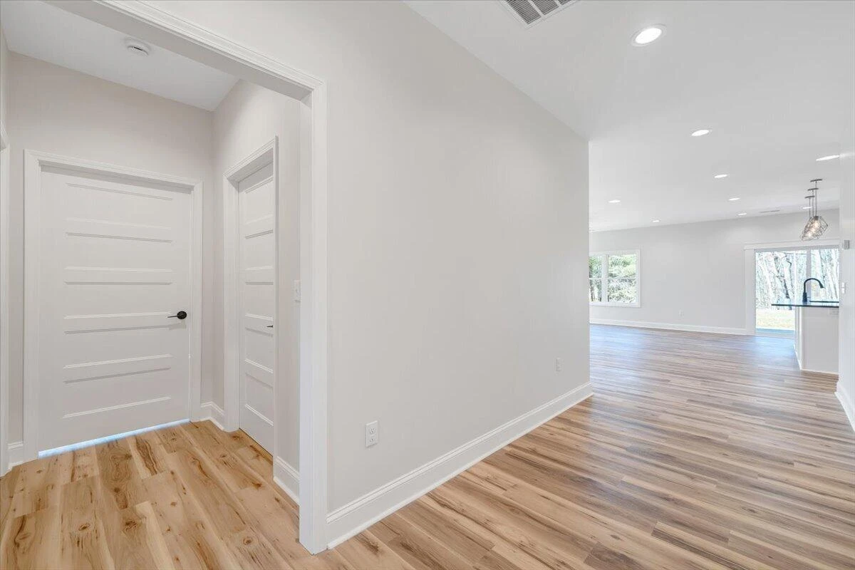 380 Parford LN - Photo 15