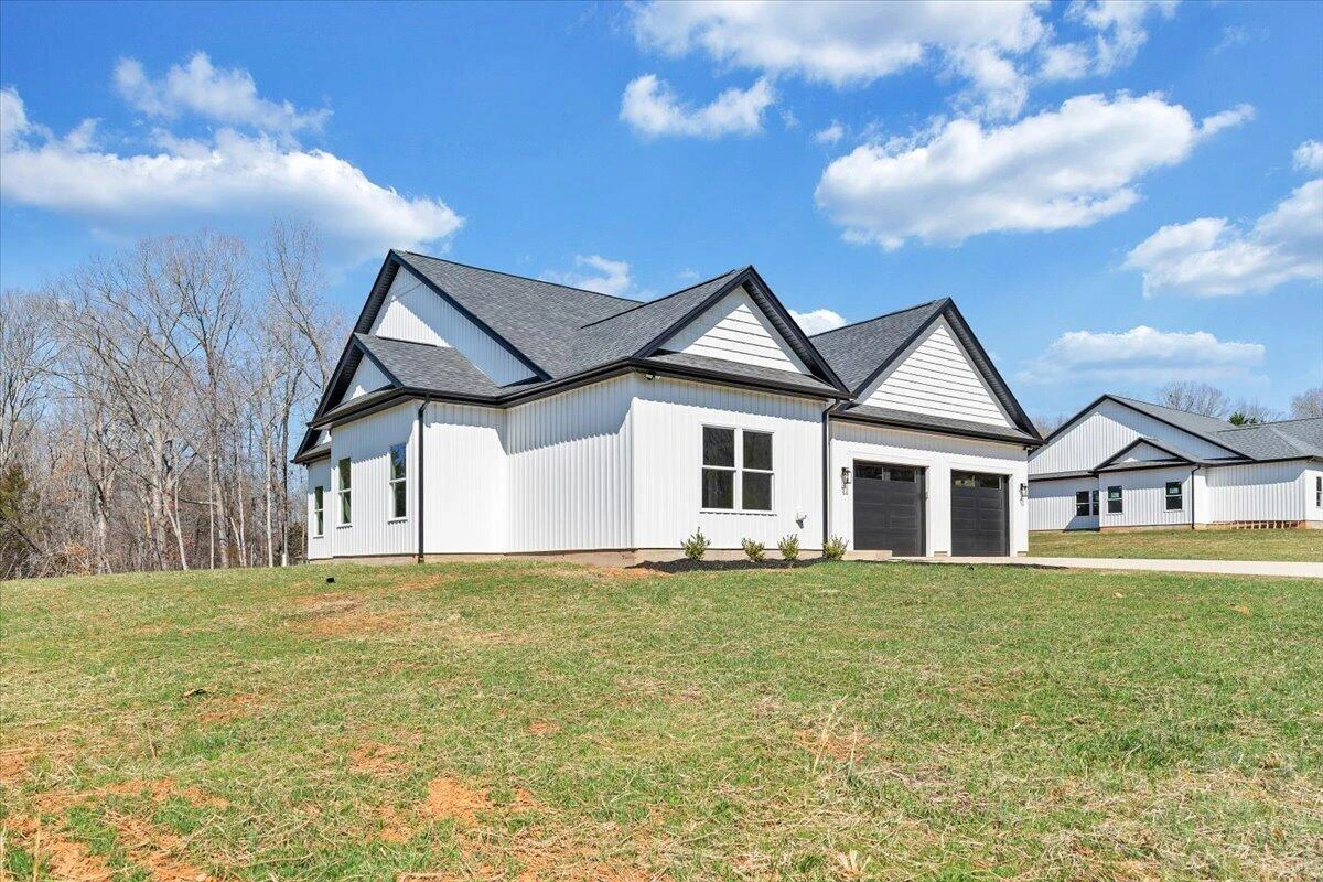 380 Parford LN - Photo 2