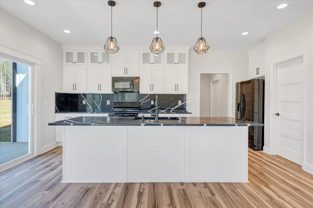 380 Parford LN - Photo 32