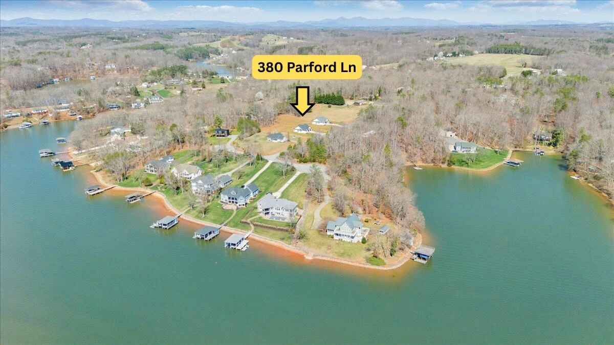 380 Parford LN - Photo 4