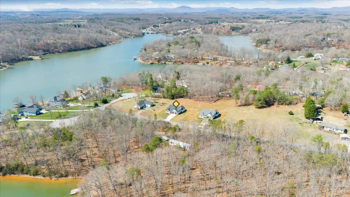 380 Parford LN - Photo 74