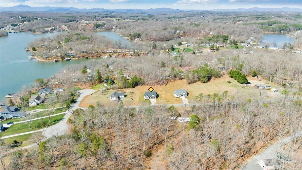 380 Parford LN - Photo 75
