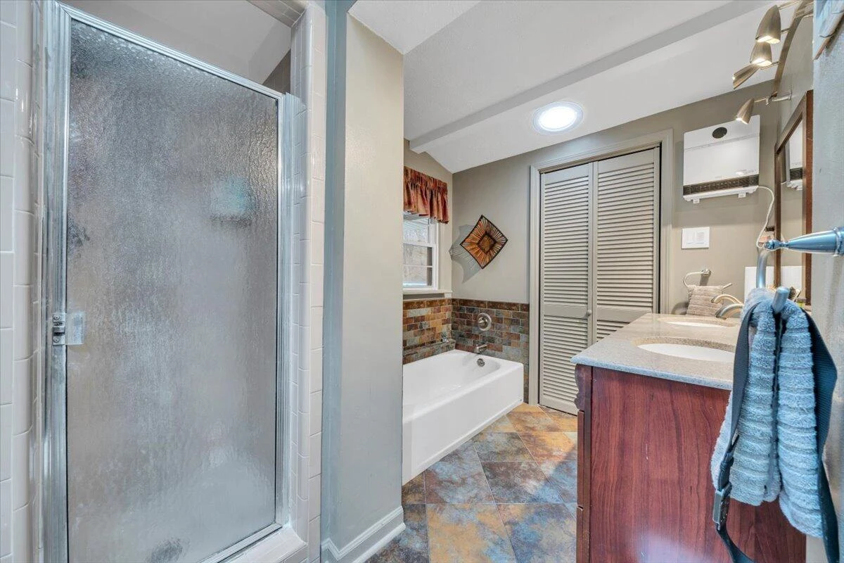 318 Fairfield LN - Photo 24