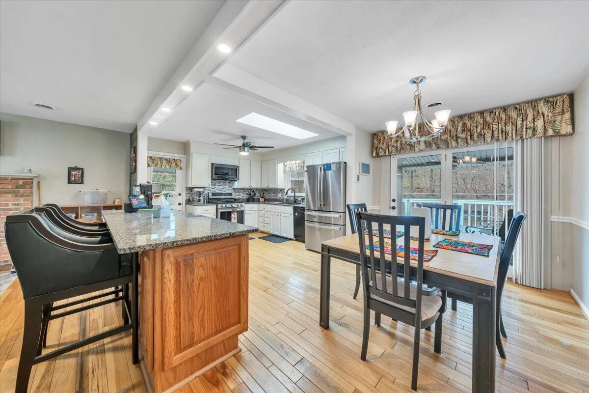 318 Fairfield LN - Photo 9