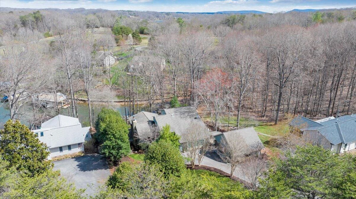 406 Anchor DR - Photo 3