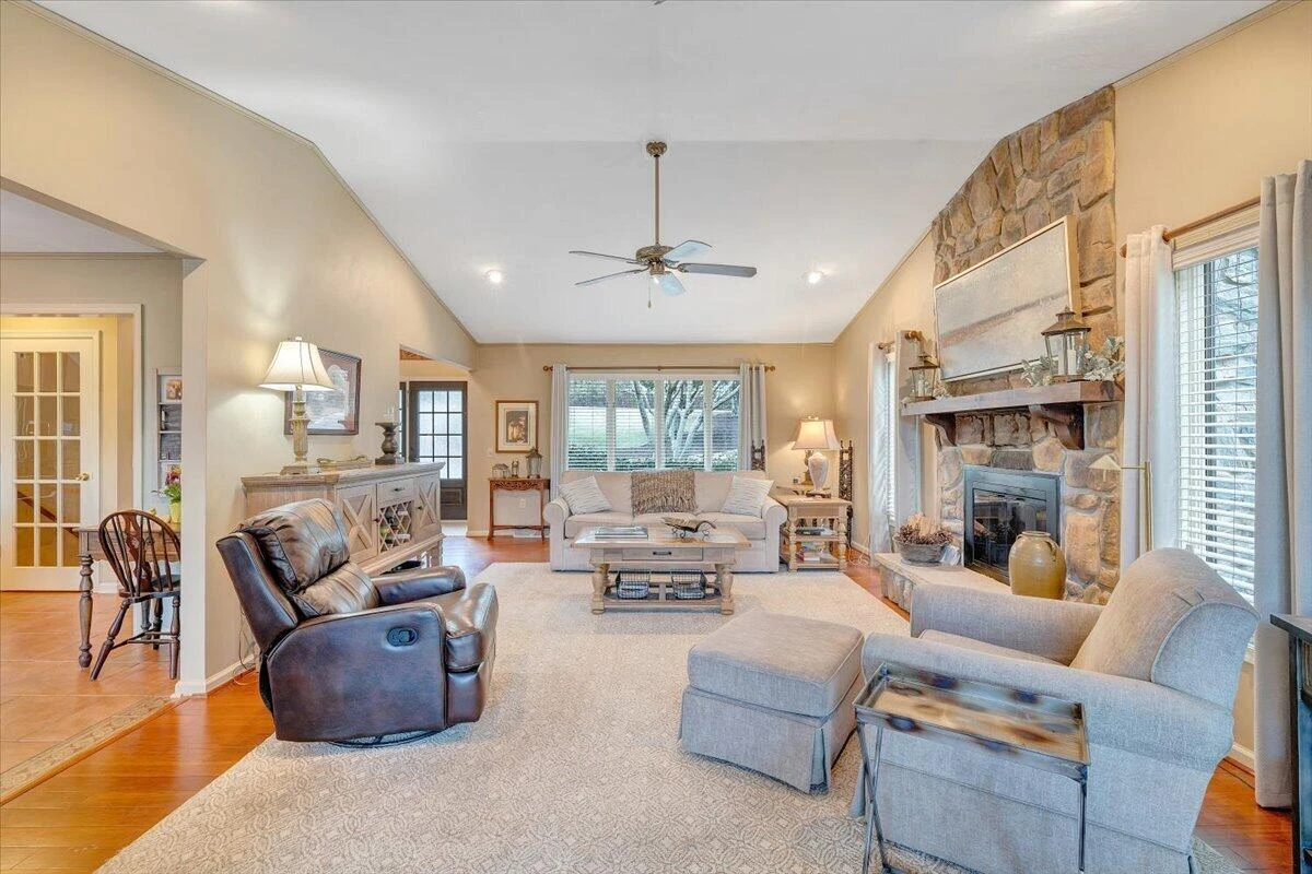 406 Anchor DR - Photo 36