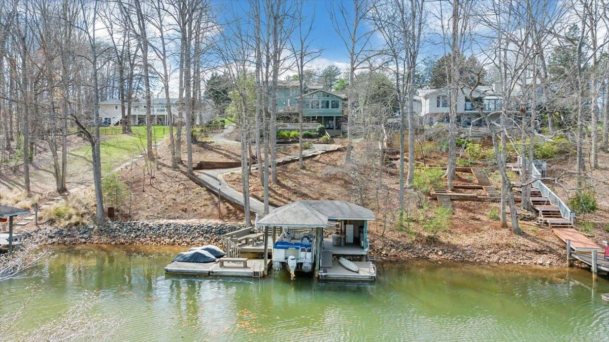 406 Anchor DR - Photo 4
