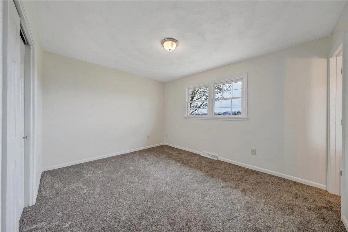 6420 Nell DR - Photo 12