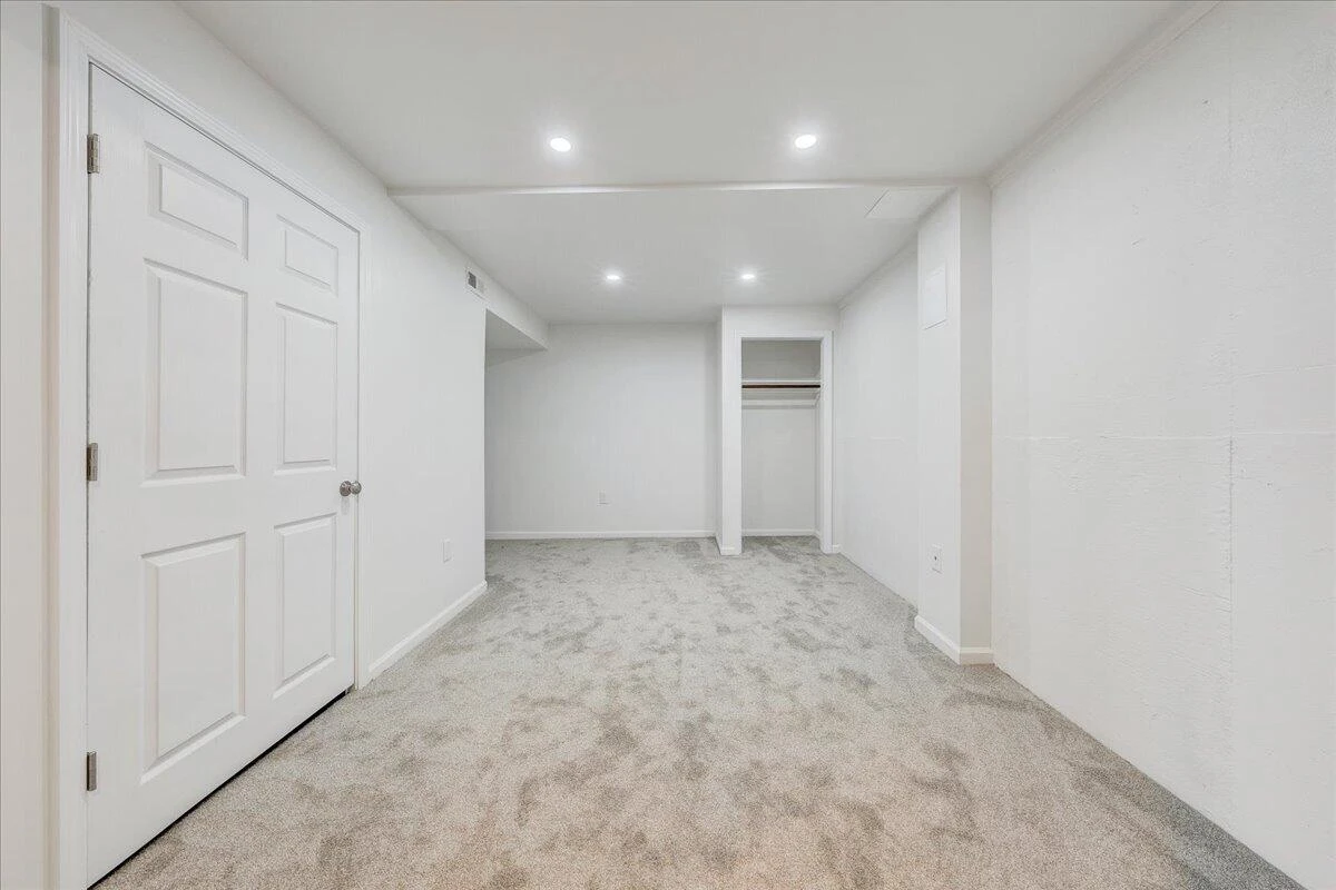 6420 Nell DR - Photo 25