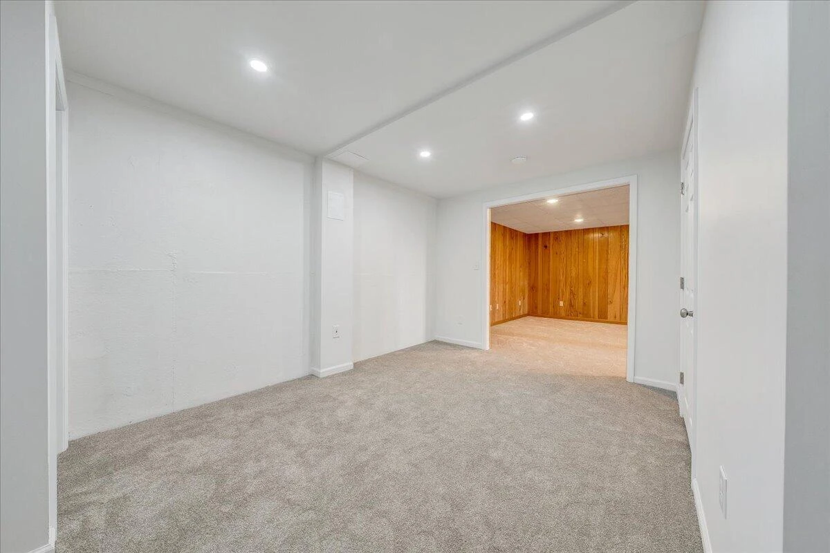 6420 Nell DR - Photo 26