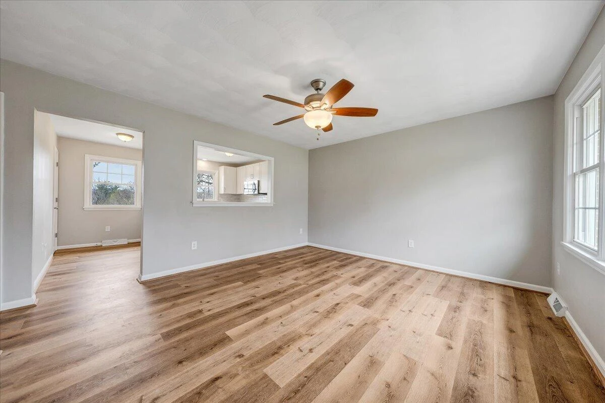 6420 Nell DR - Photo 3