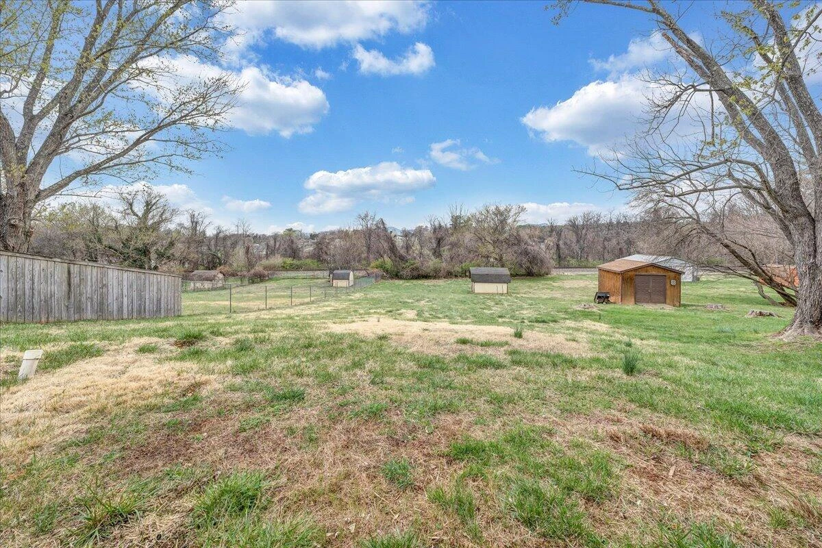 6420 Nell DR - Photo 36