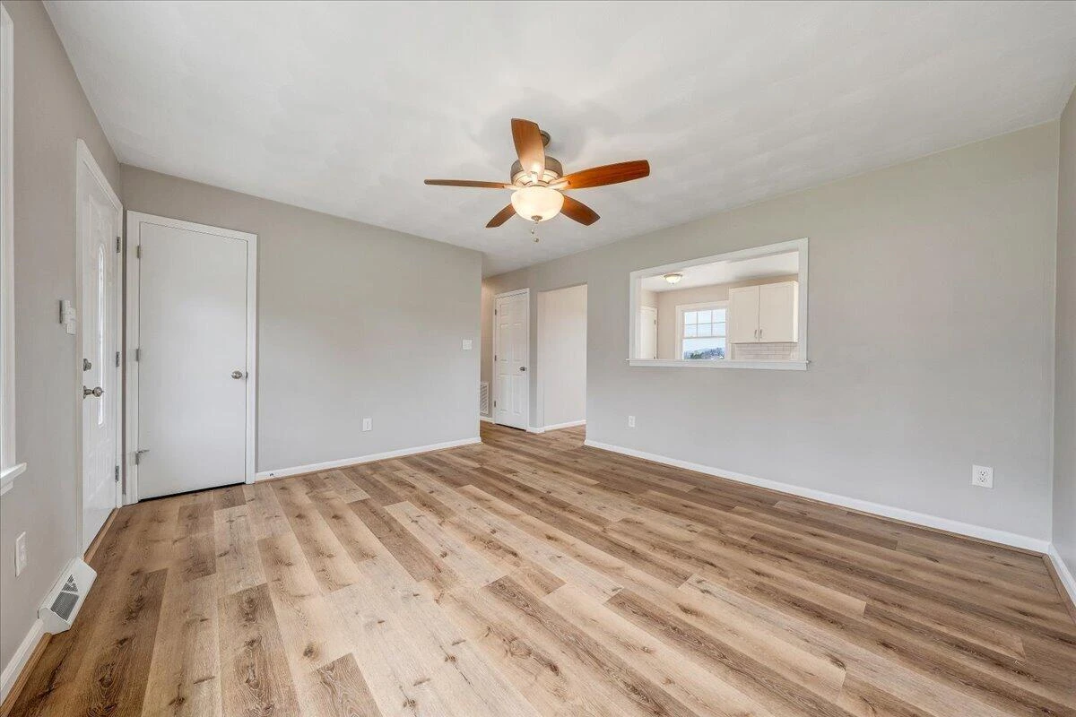 6420 Nell DR - Photo 7