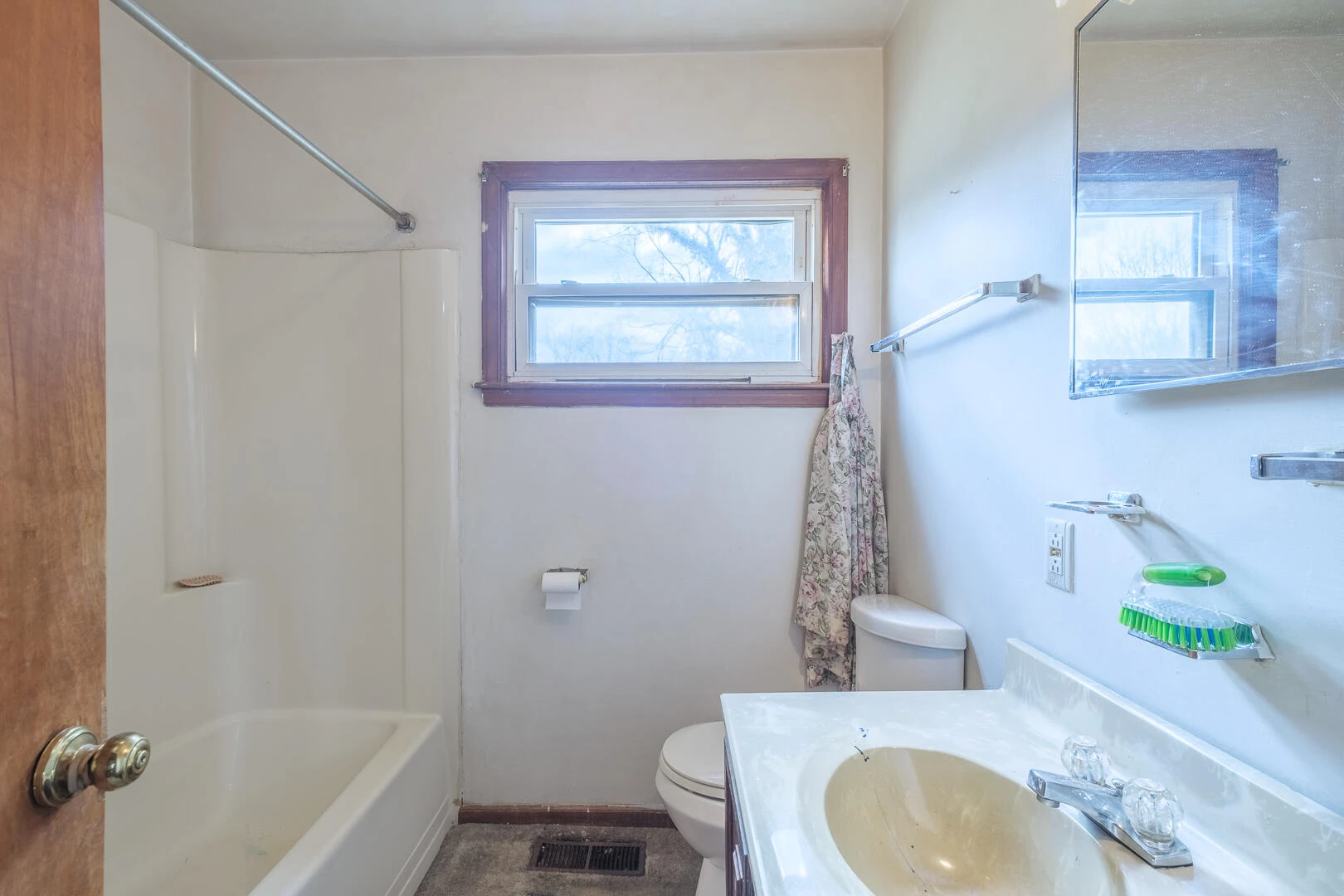 1629 Golfside AVE NW - Photo 12