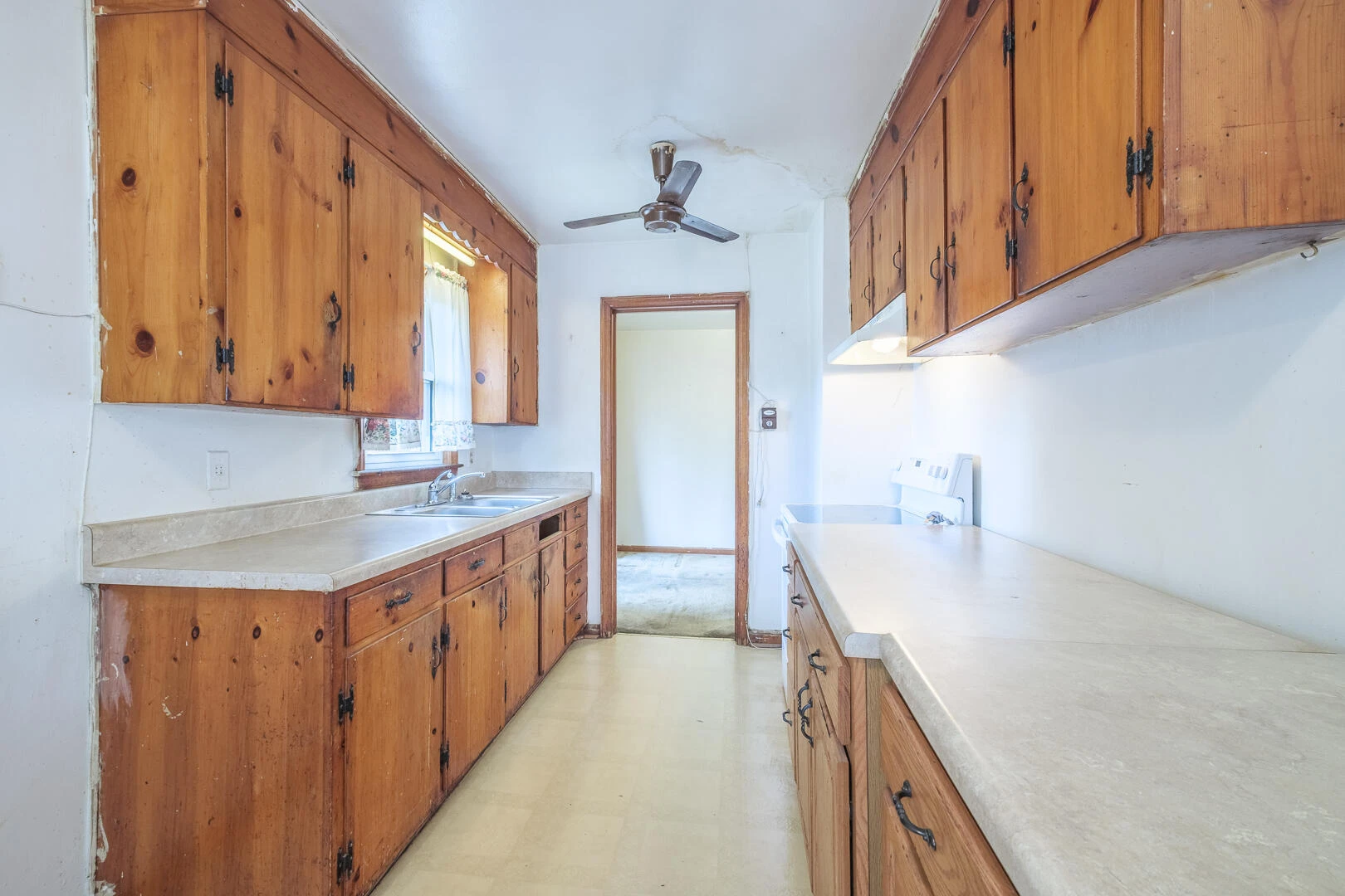 1629 Golfside AVE NW - Photo 16