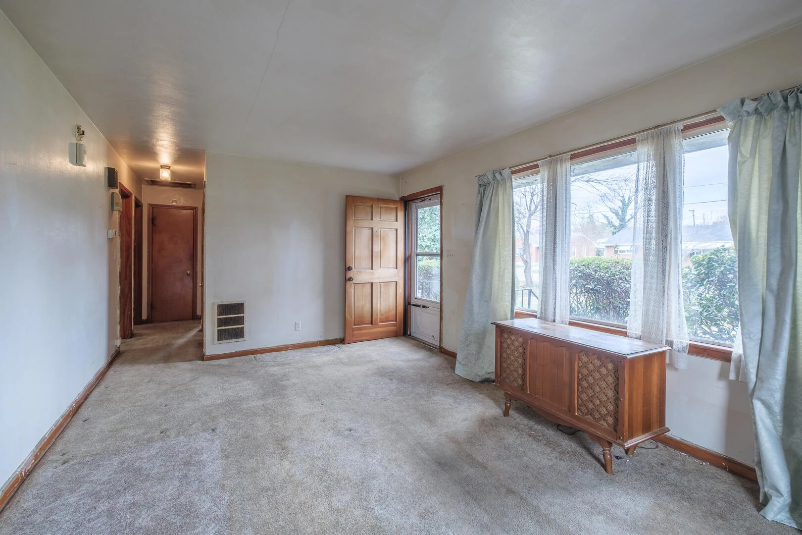 1629 Golfside AVE NW - Photo 6