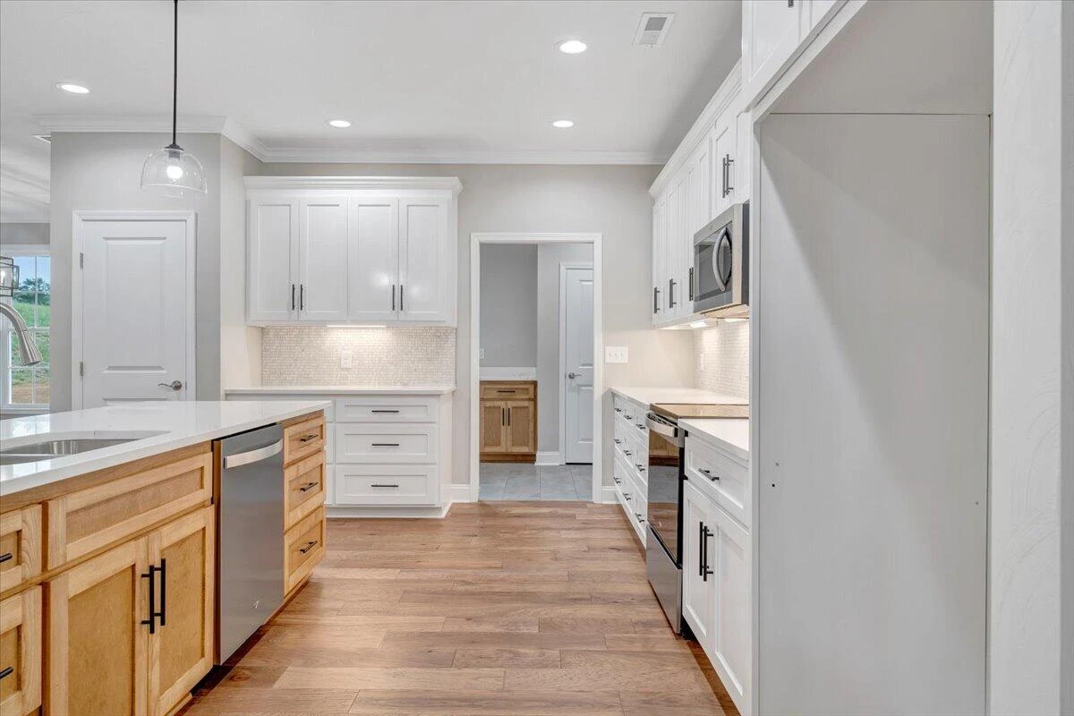 149 Merion CIR - Photo 9