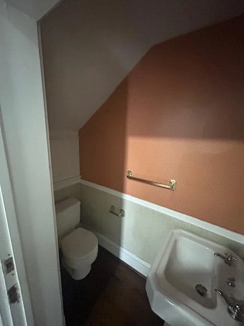 328 Mountain AVE SW - Photo 5