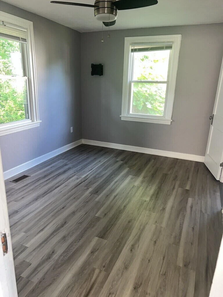 925 Kellogg AVE NW - Photo 5