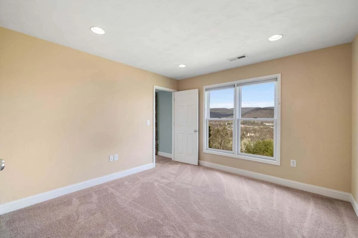2229 River Oaks DR - Photo 16