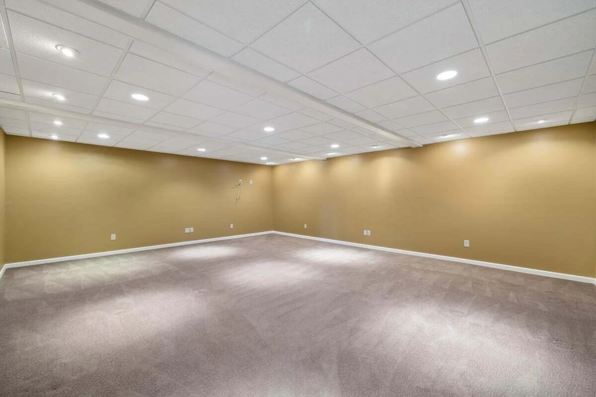 2229 River Oaks DR - Photo 34