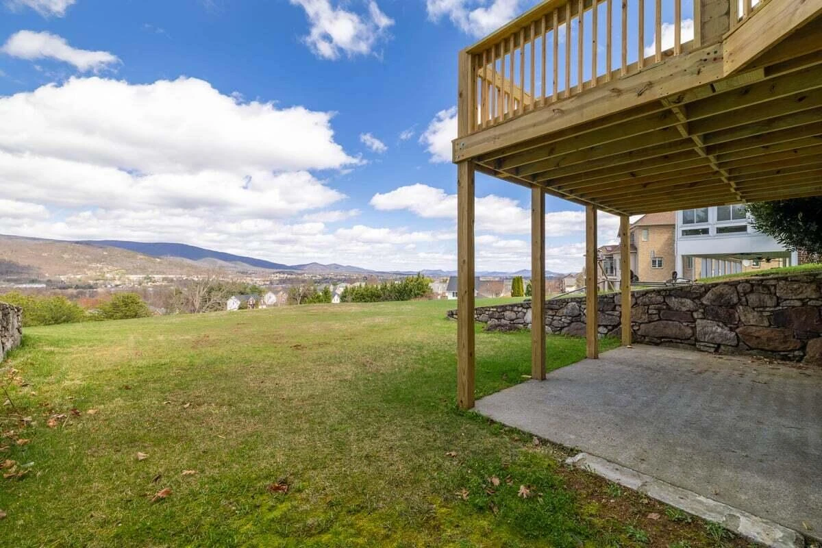 2229 River Oaks DR - Photo 37